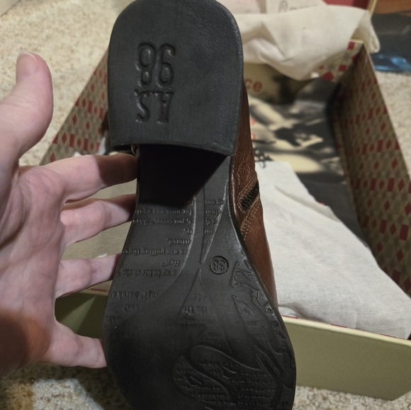 A. S. 98 PAX BOOTS NWB 38 - Picture 13 of 13